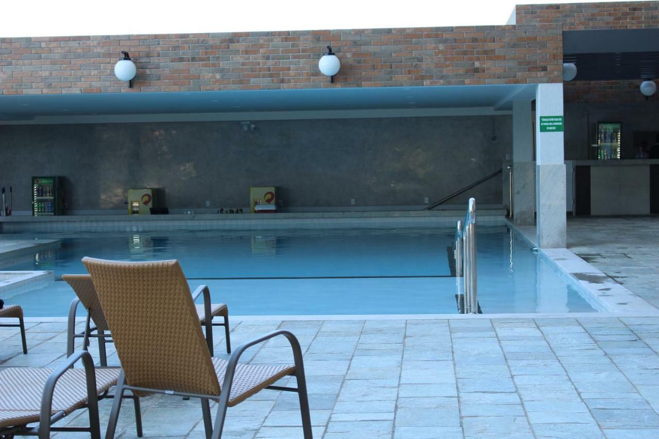 Hotel Piazza Diroma Ev Caldas Novas Exterior foto
